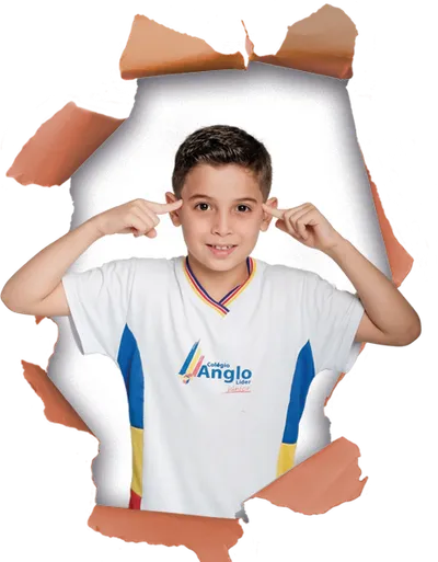 Estudante da etapa Fundamental I do Anglo Tamarineira